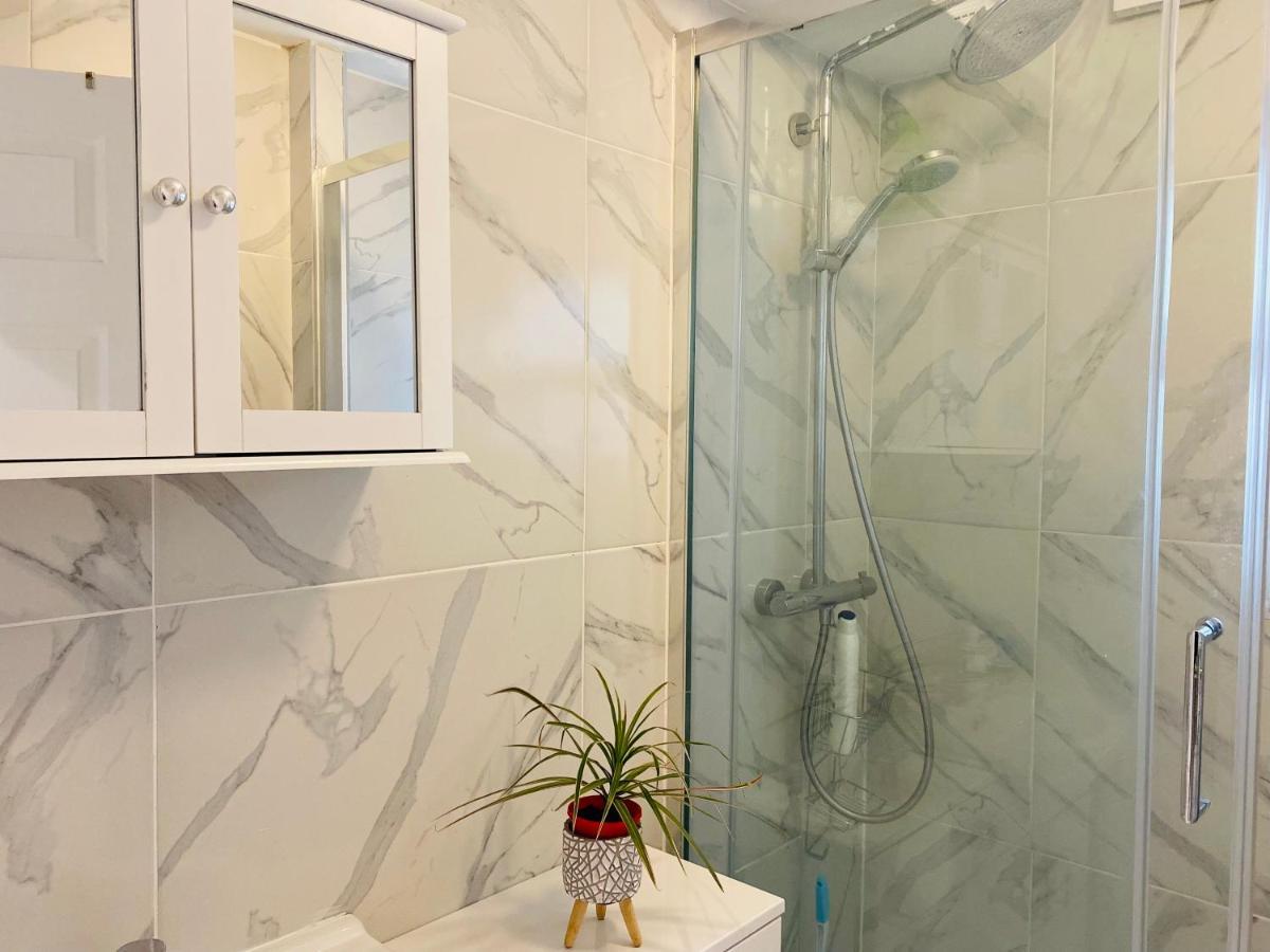 1 Studio Room near central Londra Esterno foto